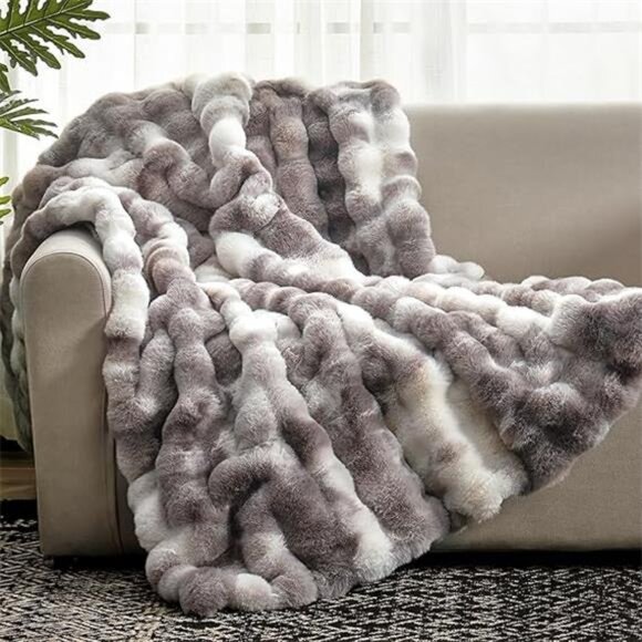 Cozy Bliss Faux Fur Throw Blanket for Couch, Fuzzy Soft Plush Thick Bubble - Picture 7 of 7